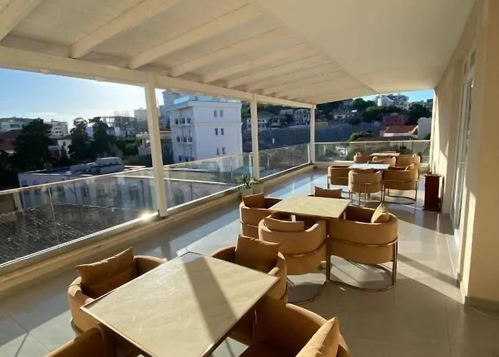 Brais 4* Δυρράχιο