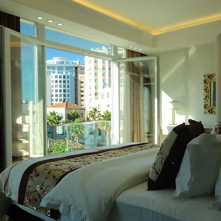 Brais Hotel 4*
