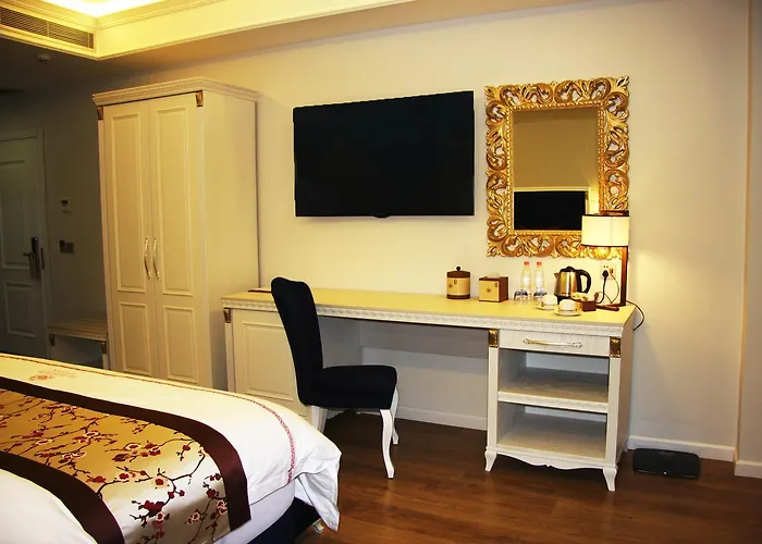 Brais Otel Dıraç
