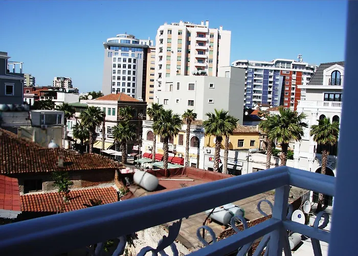 Brais Otel Dıraç